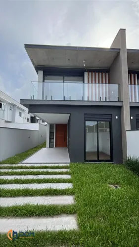 Casa Alto Padrão com 4 Suítes (podendo ser 1 escritório + 3 suítes)