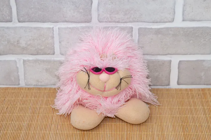 pelúcia antiga puffland