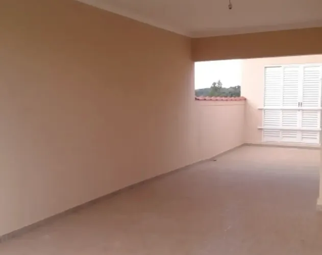 Casa a venda! Não faço menos