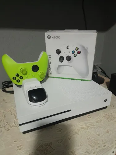 Exbox oneS 1tb