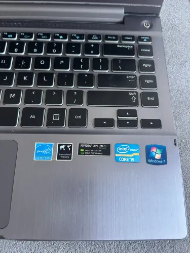 Notebook para retirada de peças