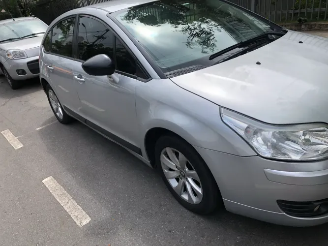 Citroen C4 GLX 2.0 Flex 16V 5P Aut. 2013