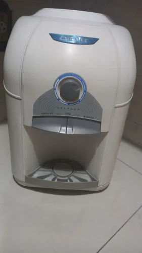 Excelente suporte de água Esmaltec