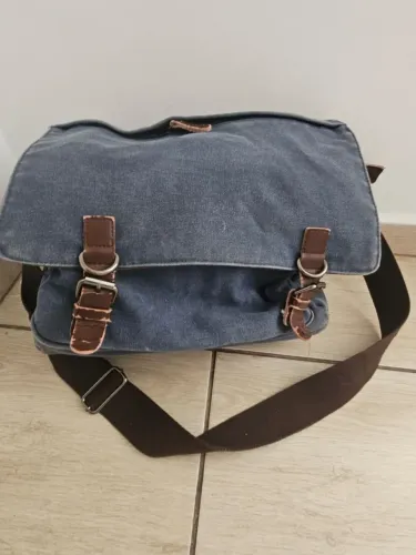 Bolsa tiracolo modelo "carteiro" 