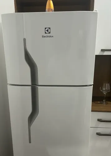 Geladeira em ótimo estado!!