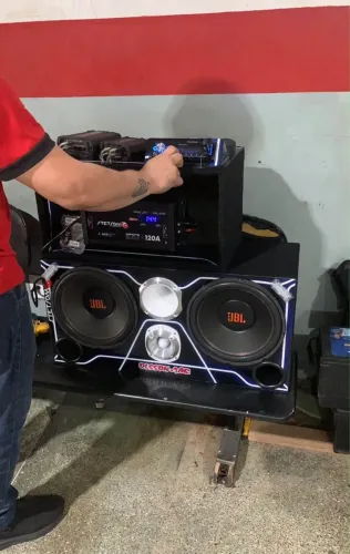 SOM AUTOMOTIVO COMPLETO À VENDA