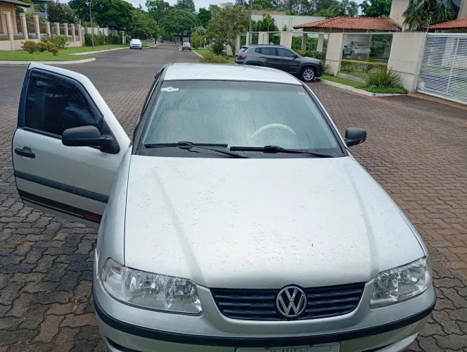 Volkswagen Gol Geração III Power 1.0 MI 8V Gasolina Mec. 2P 2003