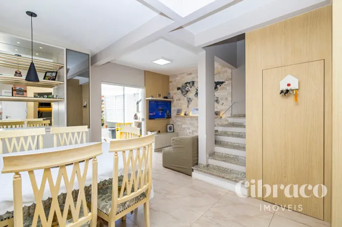 Sobrado à venda com 3 Quartos no Jardim Social