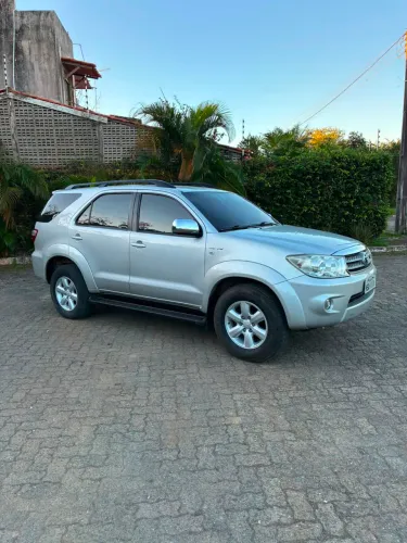 Toyota Hilux SW4 SRV 4X4 4.0 V6 24V Aut. 2011
