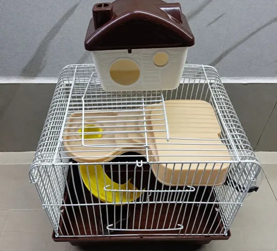 Gaiola de hamster ?