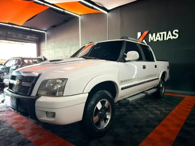 Chevrolet S10 Pick-up Exec. 2.8 4X2 CD TB Int.dies 2011