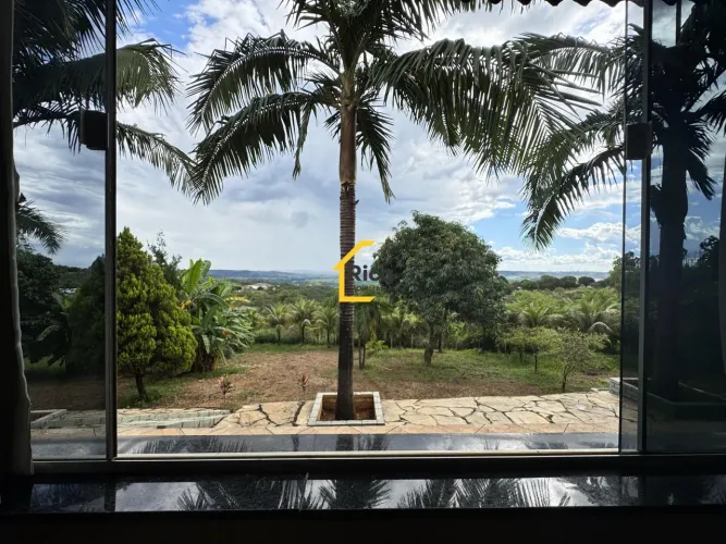 O PARAÍSO EXISTE! Chácara de Luxo c/ Lazer Completo!