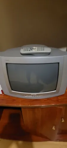 Tv philips 14 polegadas novissima 