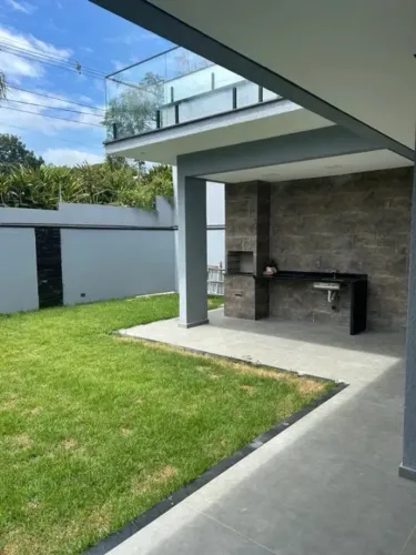 Sobrado à venda no Condomínio Residencial Via Reggio, em Sorocaba-SP.