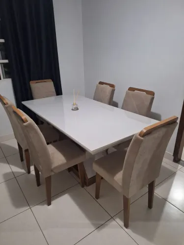 Mesa 6 cadeiras com tampo de vidro moderna