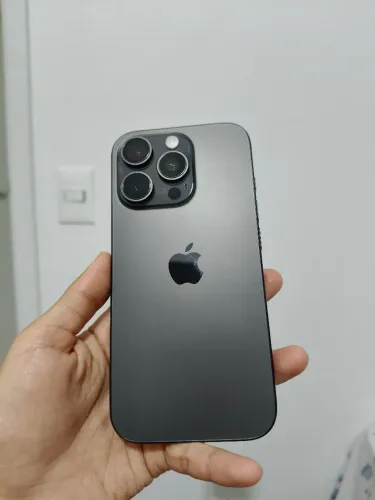 iPhone 16 Pro 128 GB ? Preto bateria 99%