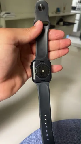 Apple Watch SE 2º geração 44mm