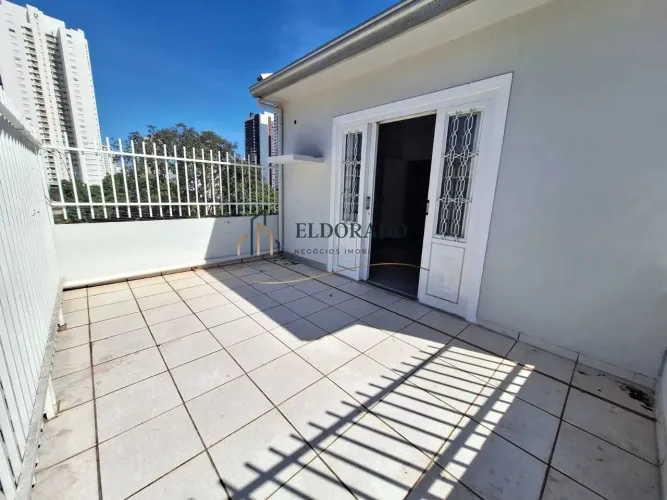 Aluga-se Sobrado no Bairro Quilombo em Cuiabá/MT!