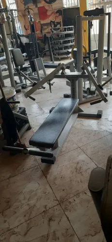 Supino articulado reto profissional valor 4 mil