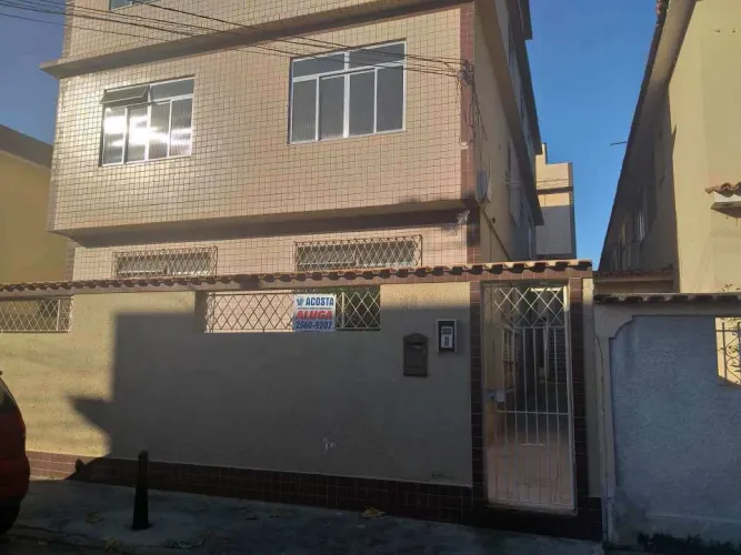 Apartamento para alugar Rua Cambuca, Higienópolis, Zona Norte, Rio de Janeiro - R$ 1.400