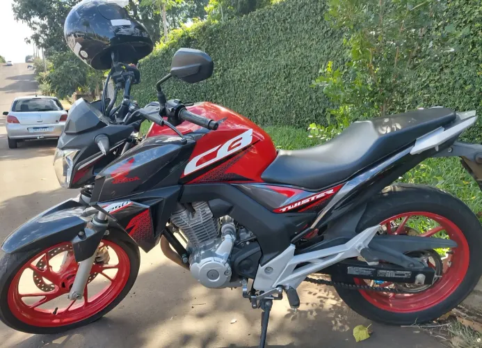 Vende se moto !!