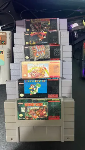 Lote com 6 fitas originais super Nintendo e 2 super famicom original