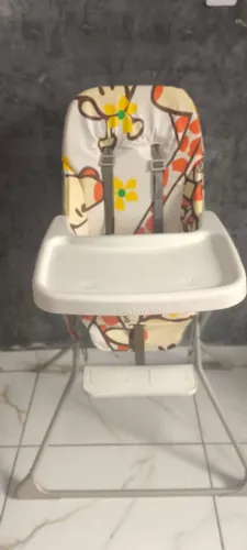 Cadeirinha de alimentação Galzerano