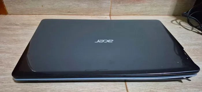Notebook acer com defeito caiu no chão funcionava perfeito antes