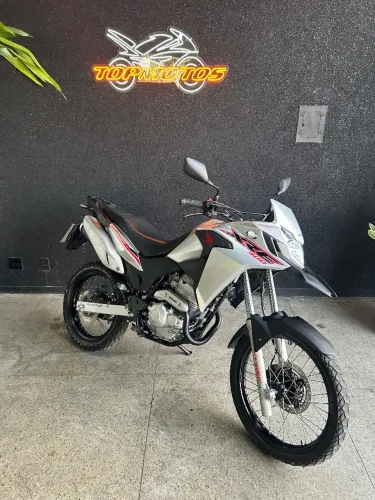 XRE 300 ABS