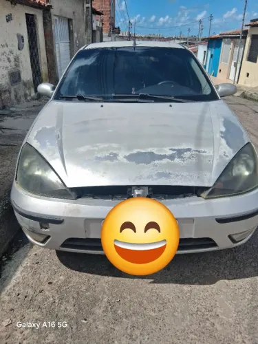 Ford Focus 1.6 S/se/se Plus Flex 8v/16v 5P 2004