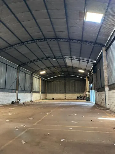 Galpão comercial para Locação no Bairro Jardim Ouro Branco, em Ribeirão Preto SP