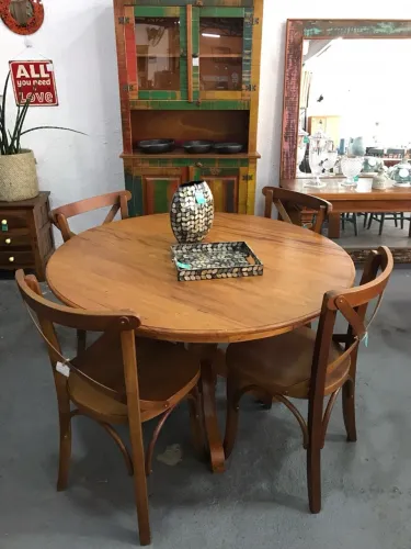 MESA REDONDA DE PEROBA ROSA