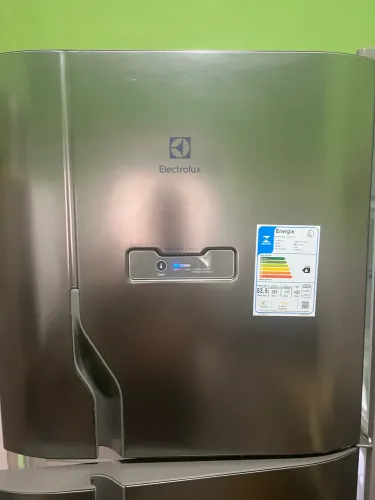 Geladeira Electrolux 400L