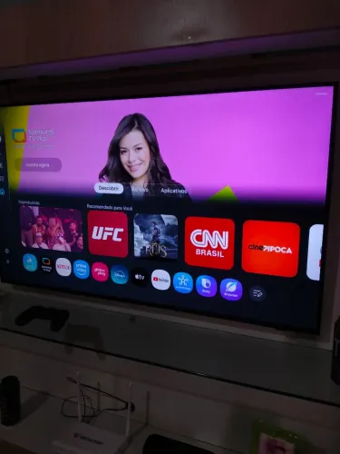 Vendo tv Samsung 50 polegadas smart UHD cristal Xbox integrado