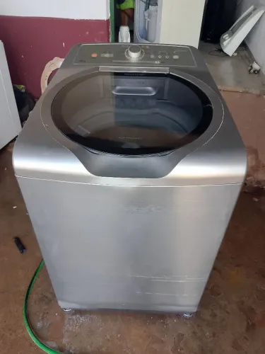 Vendo Brastemp 15 kg faço entrega