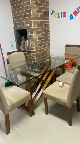 Mesa de jantar de vidro 