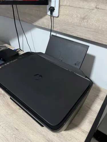Impressora multifuncional cor HP Deskjet Ink Advantage 2774 SEMINOVO