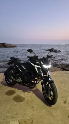 Fazer 250 FZ25 (Ótimo estado)