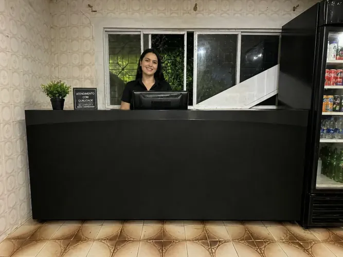 VENDO BALCÃO EM MDF GRANDE 2,70