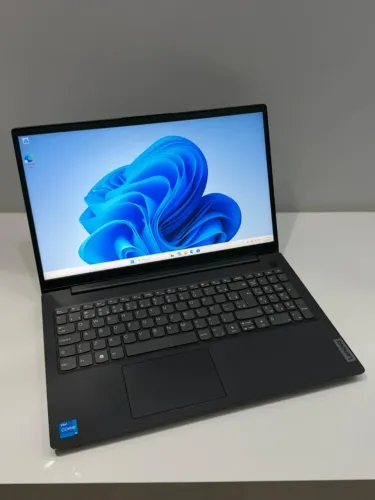 Notebook Lenovo V15 G4 - i5 13th