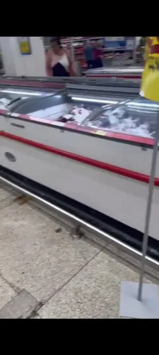 Ilhas self para supermercados