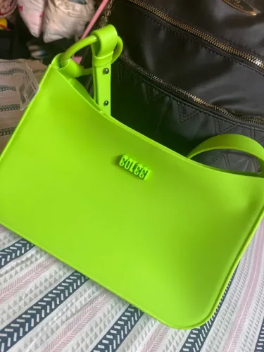 Bolsa colcci verde neon