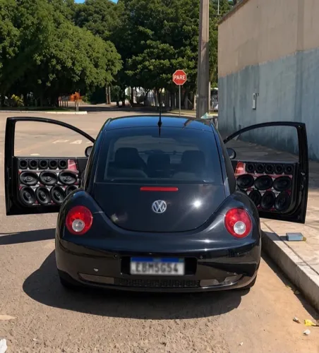 Volkswagen New Beetle 2.0 MI Mec./aut. 2008