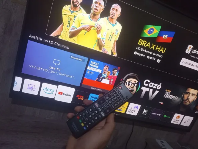 Vende-se TV LG 4K 50 polegadas zerada sem problema nenhum nunca concerto