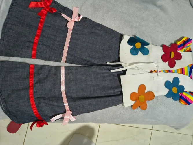 ROUPA DA BONECA ELIANA