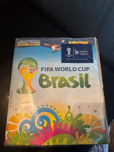 Álbum da copa 2014 (completo)