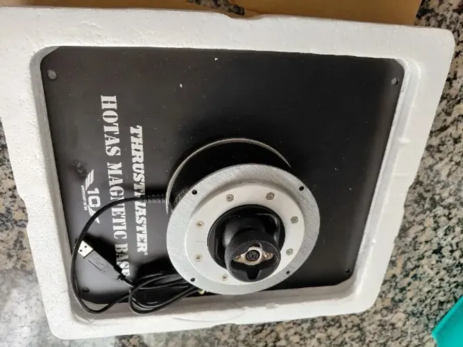 Base magnética HOTAS Thrusmaster