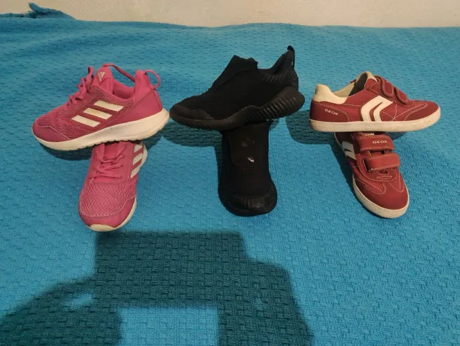 Vendo tênis infantil originais 