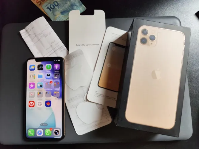 iPhone 11 pro max, 256 gigas.