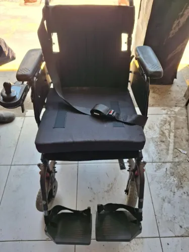 cadeira de roda elétrica
